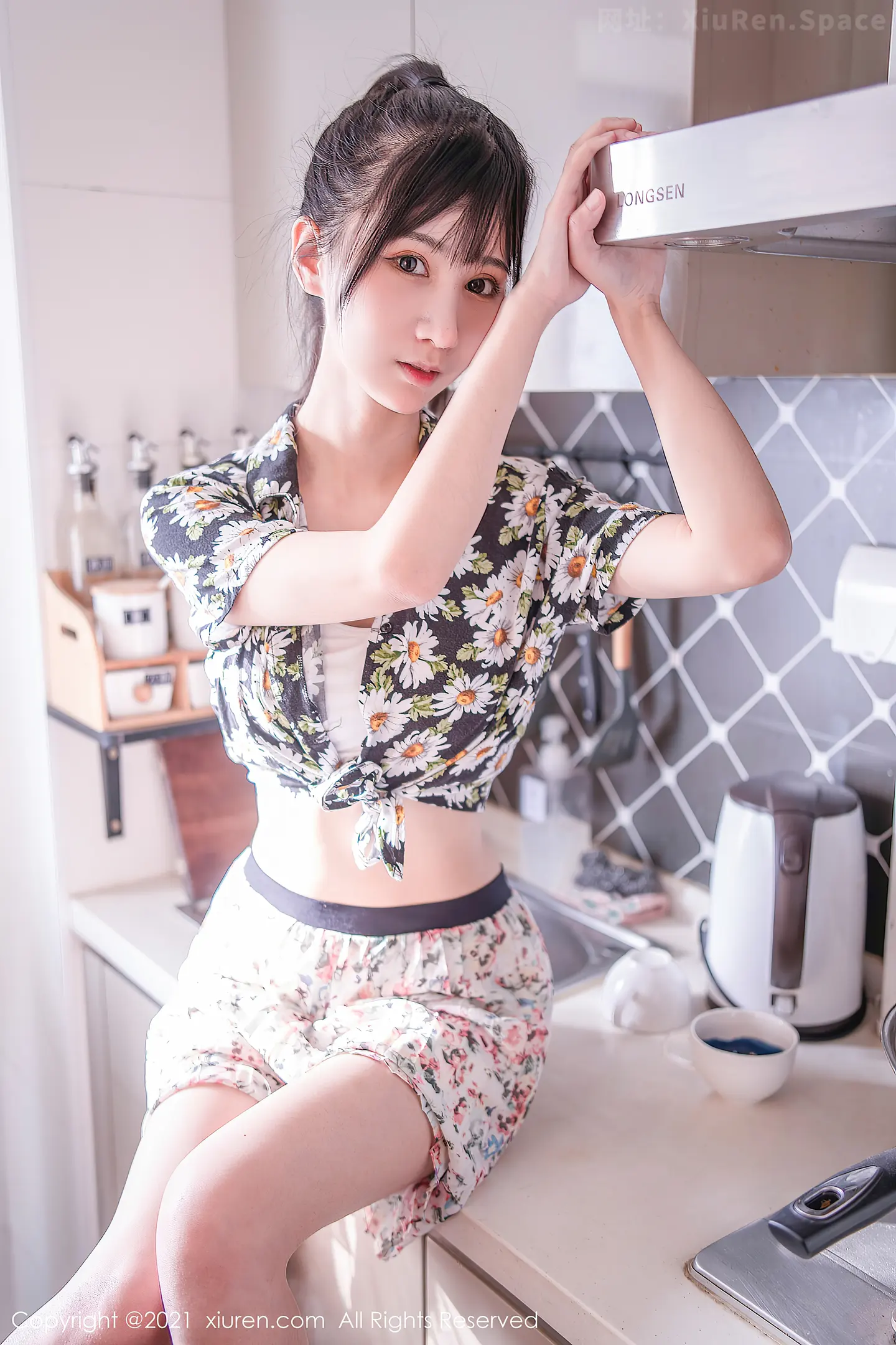 图片[6]-[XiuRen秀人网]VOL.3711 智齿小可爱小果冻儿居家女友主题性感蕾丝内裤秀翘臀诱惑写真60P-秀人网官方网站